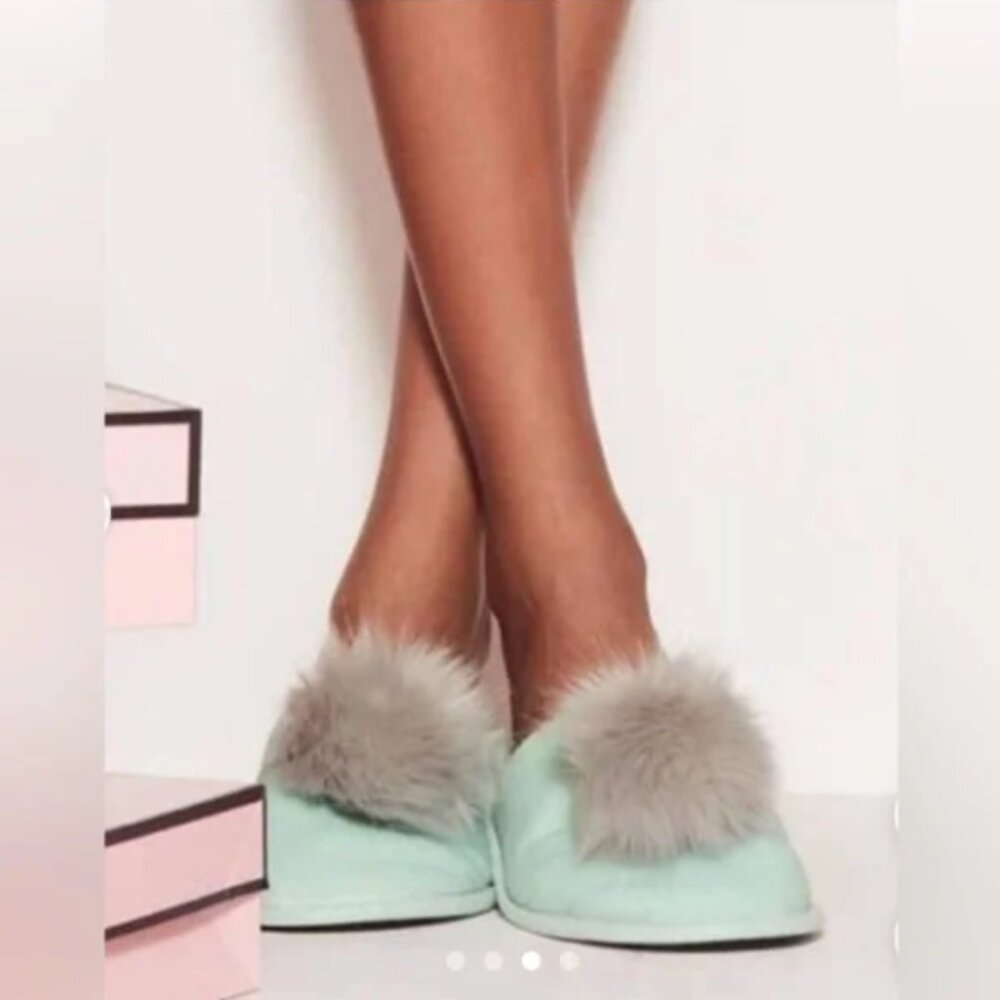 New Victoria's Secret Slippers Small 5 6 Blue Mint Green Gray Faux Fur Pom NWT